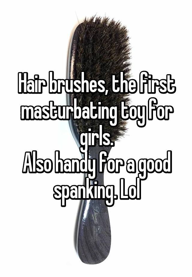 Hot Babe Masturbates With Her Brush